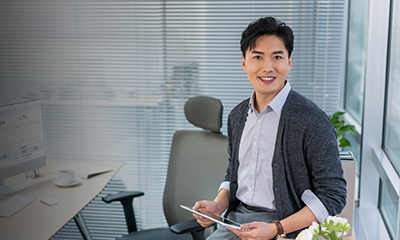 康明